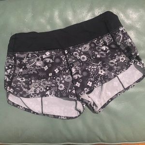 Lululemon Speed Up Shorts